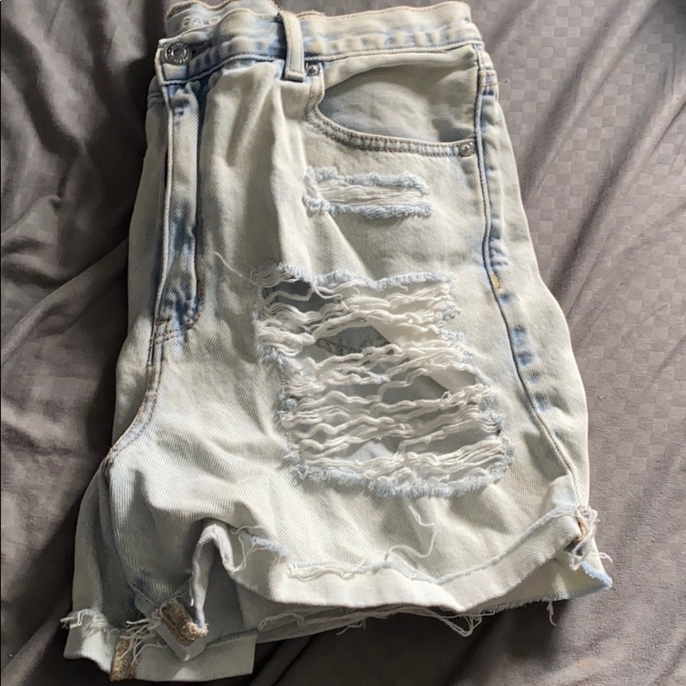 Shorts - Picture 4 of 4